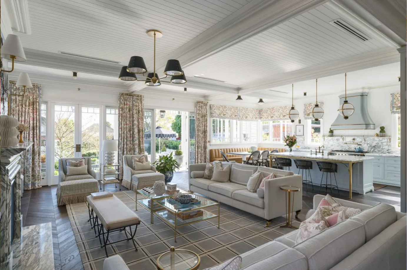 Bold and beautiful Federation home